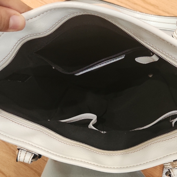 Nine West White Structured Tote with Silver Hardware - Picture 7 of 17